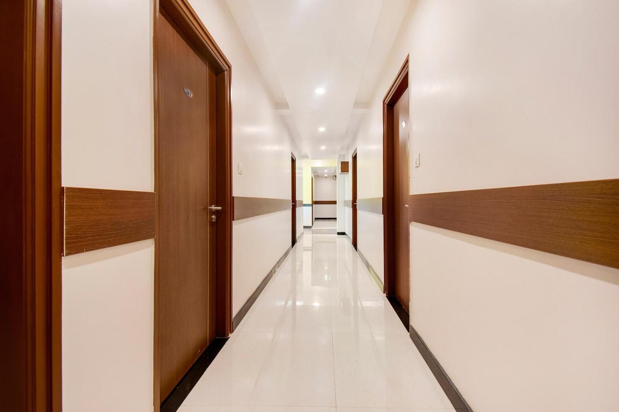 Super Hotel O Resida Elite Service Apartments Near Manipal Hospital Бангалор Экстерьер фото