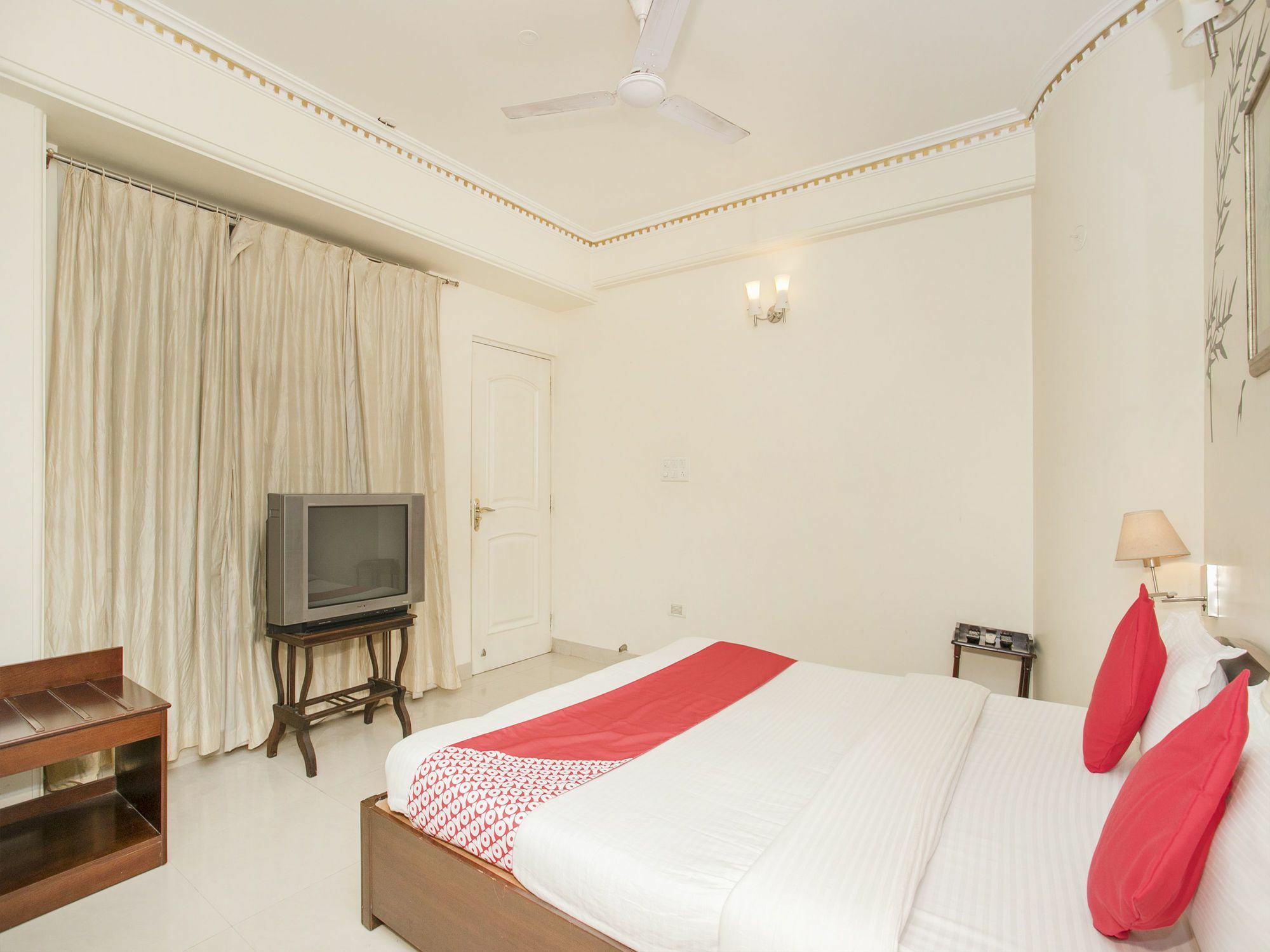 Super Hotel O Resida Elite Service Apartments Near Manipal Hospital Бангалор Экстерьер фото